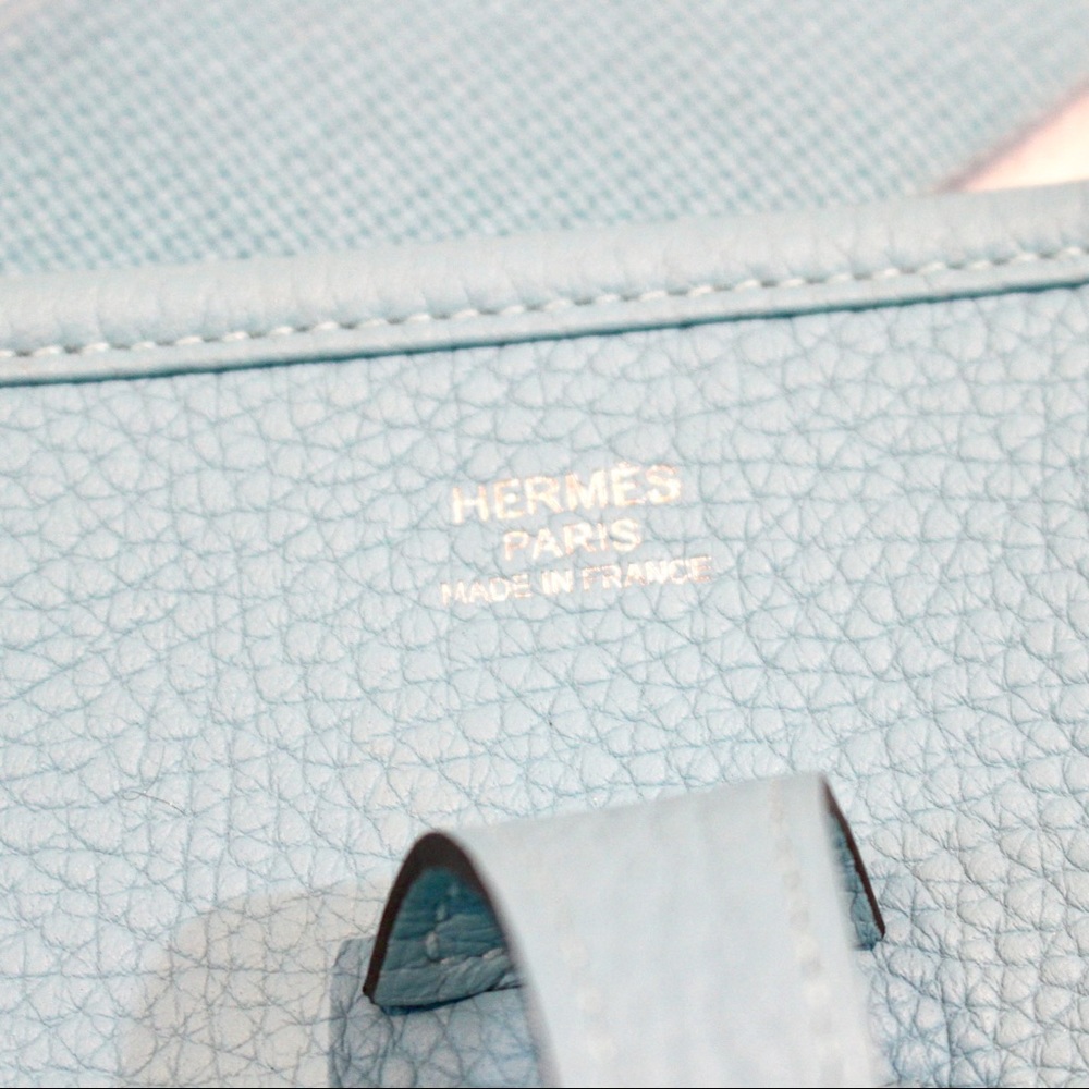 Hermes Evelyne Clemence bag in light blue - Picture 5 of 5